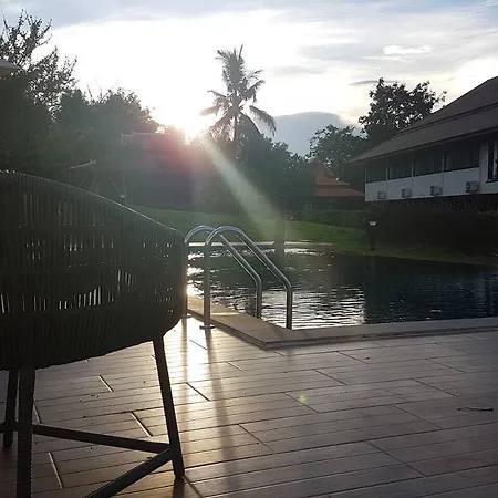Moon Terrace Resort & Hotel